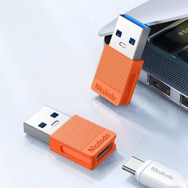 Адаптер Mcdodo OT-6550 USB-C to USB-A 3.0 Помаранчевий OT-6550 фото